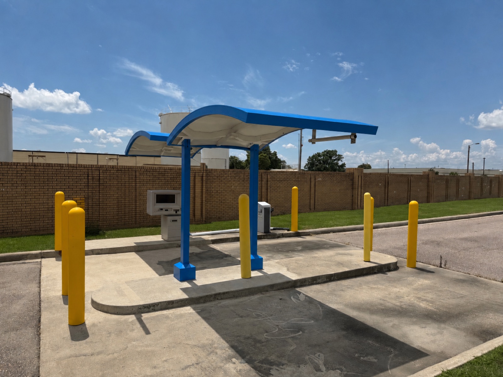 Self-pay station at the Titan Auto Wash express tunnel, Maxwell AFB